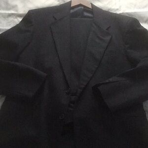 Alfieri Men’s Wool Suit